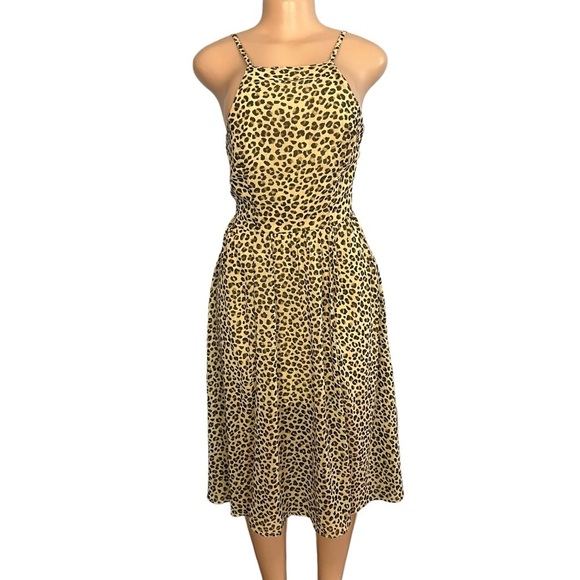 3/$30 🍂 Abercrombie & Fitch Leopard Square Neckline Criss Cross Back Dress - Picture 2 of 8